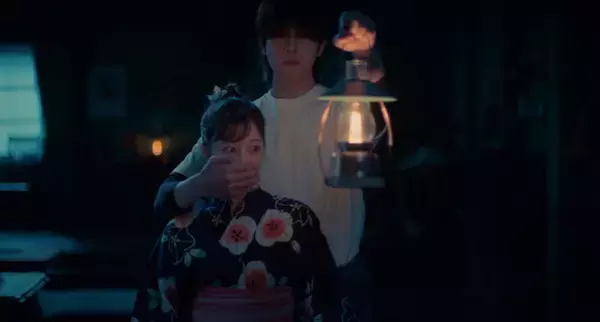 橋本環奈“緑”＆チェ・ジョンヒョプ“西上”、 甘い急接近も…迫り来る“死の運命”　今夜『バカンスの法則』第13話【あらすじ＆場面写真】