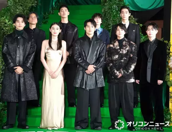 水上恒司、八木莉可子をエスコート「カッコいい…」歓声浴びる