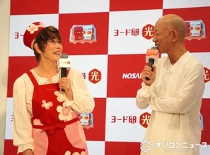 平野レミ、料理ショーで“頭イジり”連発　小峠タジタジ「光ってるね」「共食いでしょ」