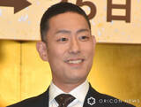 「中村勘九郎の妻・前田愛、13歳迎えた次男と2ショット　“本名入り”ケーキで誕生日を祝福「大きくなりましたね」「愛さんそっくり」「お祖父様に似てきていらっしゃる」」の画像1