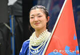 「坂本花織、インパクト抜群ファッションでサッカーイベント登場「ネックレスがなかなか重くて（笑）」」の画像1