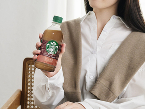スターバックス、ペットボトル入りコーヒーシリーズ「COFFEE OF THE DAY」初の“カフェモカ”登場　コーヒーの余韻を楽しむ1杯に