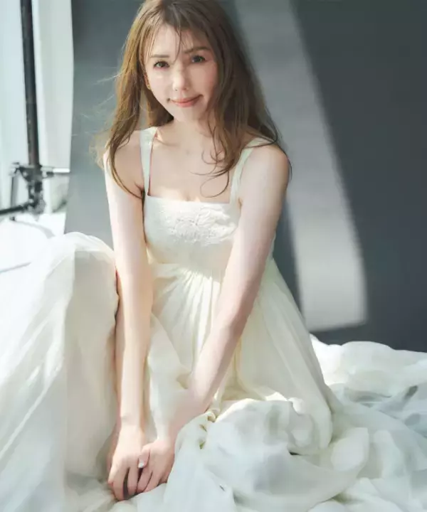 「奇跡の50歳」”美の秘訣”に迫る　美香が『andGIRL PLUS』に登場