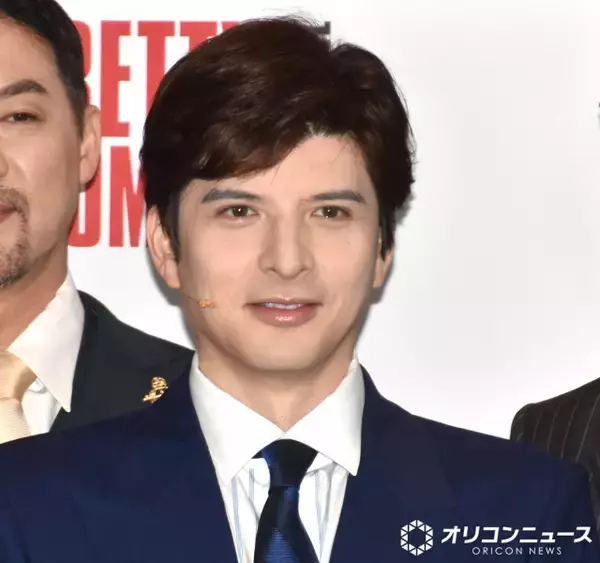 城田優「天才訳詞家誕生」と自画自賛　ジェリー・ミッチェルから太鼓判押されて照れ