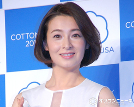 檀れい、“大人のクセ毛”楽しむ最新のヘアスタイル紹介　加齢を愛する姿勢に反響「素敵な歳の重ね方」「自然体でいい」