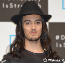 栗原類、髪を31センチ“バッサリカット”→ヘアドネーションへ「興味持ってくれたら嬉しく思います」
