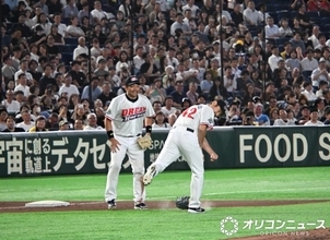 『サントリードリームマッチ2026』伝統芸を披露　下柳のグラブ叩きつけ　GG佐藤の落球　頭部が輝く5人組＋ロン毛