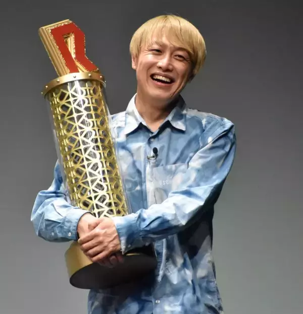 お見送り芸人しんいち、28年前のホンダ“名車”購入　新たな“愛車”に喜び爆発