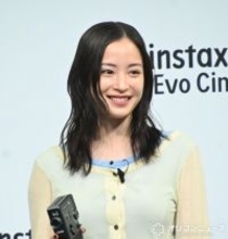 広瀬すず、今年は舞台にも挑戦　2026年の抱負を語る「いい意味でマイペースに」