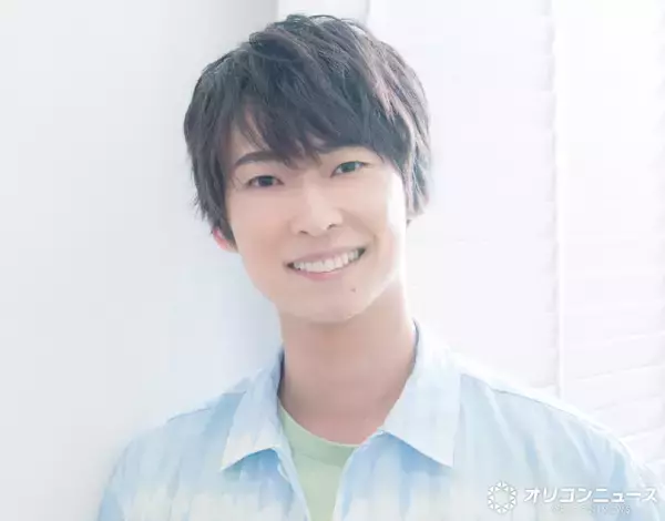 “まことお兄さん”福尾誠、“娘”に逆上がり指導　メガネ姿のパパ役に「やばい…！」「素敵すぎます」