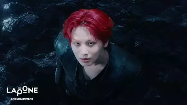 JO1、全米デビューEP先行配信曲「WHATCHA DOIN」MV公開　伝統的なモチーフや印象的な振り付けも