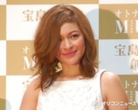 岩堀せり、『ラブブ』コスプレで夫のGLAY・TAKUROと2ショット「夫婦でハロウィン楽しめるの最高ですね」「カワイイ～」