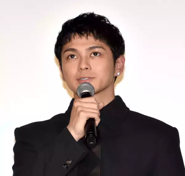眞栄田郷敦、日米の“ギャップ”で最も苦しんだこと「めっちゃしんどい」　山崎賢人も共感