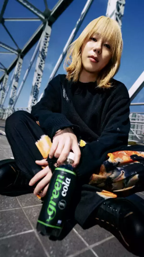 岸谷蘭丸、『green cola』WEB CM出演「小っ恥ずかしかった」“NO”と言えない人にメッセージも