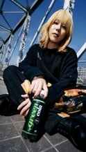 岸谷蘭丸、『green cola』WEB CM出演「小っ恥ずかしかった」“NO”と言えない人にメッセージも