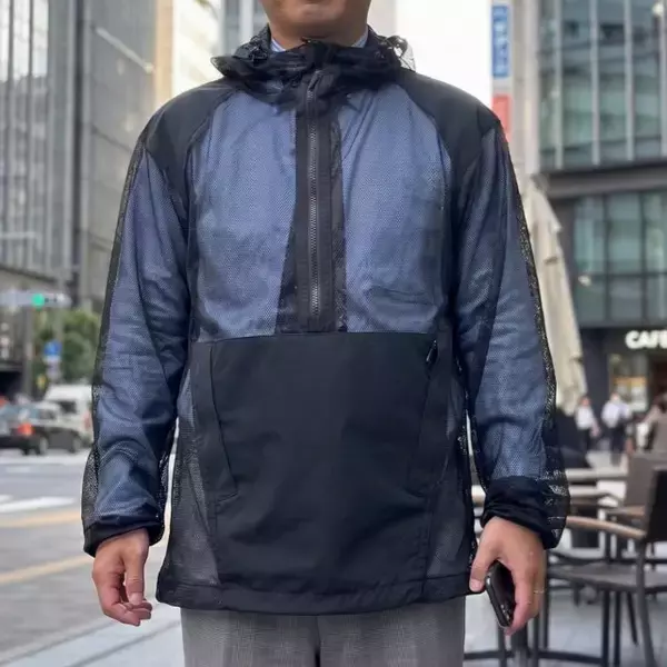 ビジネスパーソンの天敵、上司じゃなくて虫だった？　洋服の青山、顔まで覆える”着る虫よけ”を発売
