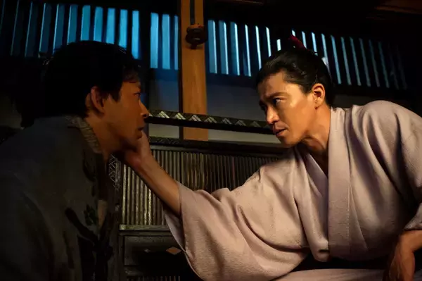 『今夜の豊臣兄弟！』小一郎、信長の前で驚きの行動に出る