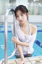 一ノ瀬瑠菜、“透け感”Tシャツで美ボディ披露　『ヤンマガ』未公開カット解禁