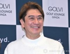川崎麻世「本当に芸能人と出逢えるんだね？」　表参道で人気女性タレントと遭遇　2ショットも披露「お二人とも、スタイル抜群」「足長～～～い」