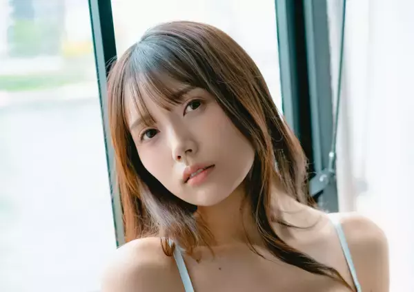 スタイリッシュボディの26歳博多美人・羽瀬レイナ、事務所所属から2週間で2誌めのグラビア登場　趣味のサバゲー歴は4年「最前線を確保してじわじわ攻めるスタイル」