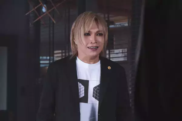 鬼龍院翔、“神様”と慕うGACKTと共演　弟子入りを懇願する新人弁護士役を熱演「銀幕スターへの輝かしい第一歩を」【コメントあり】