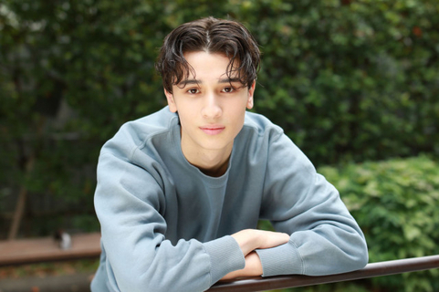 「テアトルアカデミーの顔」となるモデルを募集　オーストラリア出身の19歳・大塚舜耀さんがユース部門グランプリを受賞