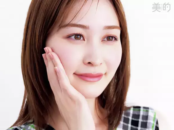 岩田絵里奈アナ、“ダイヤモンド肌”つくるルーティン公開　『美的』登場で透明感あふれる美白肌披露