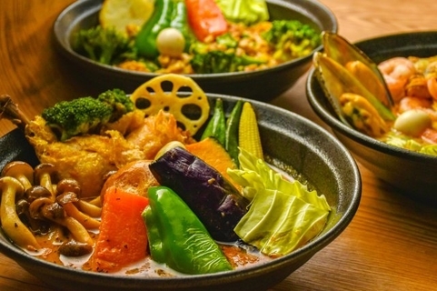 札幌のスープカレーの人気店、関西に初出店　「スープカリーキング」京都・新京極に誕生【メニュー例】