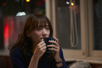 綾瀬はるか「自然と涙が出た」　実話をもとにした映画『人はなぜラブレターを書くのか』シーン＆メイキング写真16点解禁