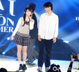 「『今日好き』かなりのカップル、”頬キス”おねだりでラブラブっぷり披露【関コレ】」の画像1