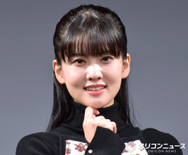 大西亜玖璃、流行中！お菓子の白黒袋にお描きで大反響「センスの塊」「発想が最高すぎます！」