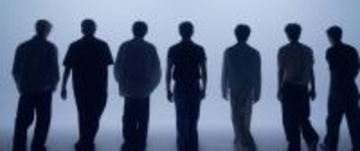 ENHYPEN、日本での初スタジアム公演を象徴するイントロ映像公開　初ライブ映画イントロ映像＆インタビューカット到着