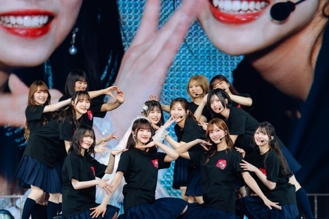 櫻坂46武元唯衣、7年半のアイドル人生に幕　“可変ドレス”で踊りまくる唯一無二の卒セレ「今が一番楽しくて幸せ」【セットリストあり】
