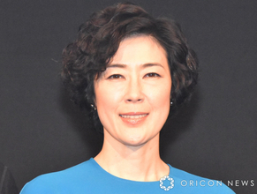 「声変わりは、まだだなぁ」寺島しのぶ、歌舞伎俳優の長男・眞秀がカラオケで“熱唱”する動画を公開「すてき～」「きれいな声ですね」