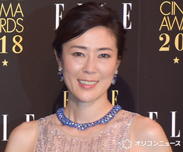 寺島しのぶ、ハロウィンっぽい着物ショット披露　帯に“ピエロ”、季節感あふれる着こなしに反響「絵本の世界みたい」「モダンでおしゃれ」