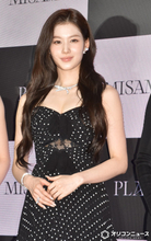 MISAMO・SANA、TWICEワールドツアーの癒やされ時間はメンバーとの食事「思い出に残るようなことが一つずつあれば」