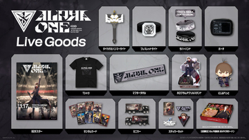 加賀美ハヤト、ワンマンライブのグッズ公開　10種類に光りながらカードも収納できるダイカガミハンマーライトなど