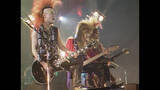 「X JAPAN、未公開映像をYouTube公開へ　第1弾は「紅」「X」ライブ映像」の画像1