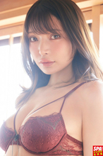 “インスタグラビアが大バズり”似鳥沙也加、美ヒップ＆大胆衣装で魅了　『フェティッシュお嬢様の限界突破』誌面カット公開