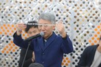 町工場芸人のモンスターエンジン西森、東大阪で「中小～企業～！」「技術！」コール＆レスポンス