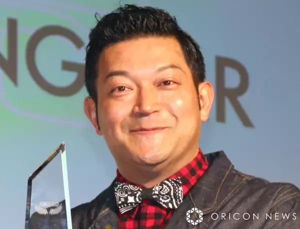 “ぐっさん”山口智充、異国感ただよう雰囲気のトヨタ・愛車を公開「車で大阪へ向かう」「やっぱりいいなぁ」