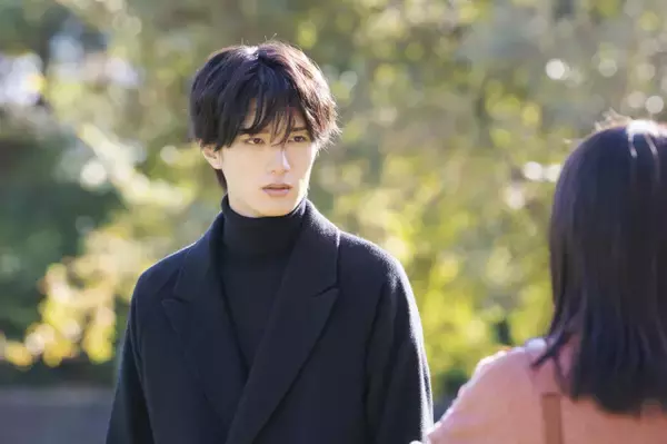 小春（豊嶋花）＆黒崎さん（山中柔太朗）、まずは“知人”に　『黒崎さんの一途な愛がとまらない』第2話場面写真公開