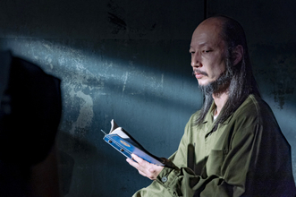 『パンチドランク・ウーマン』“死刑囚”キャスティングに反響「8番出口の人だ」「圧倒的教祖感」「ハマリ役」