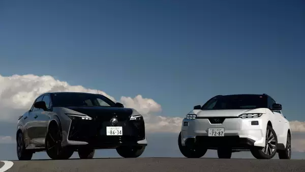 松任谷正隆、日本製ミディアムSUVタイプ“BEV”最新の実力をチェック　レクサス、スバルの2台を評する