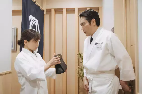 『時すでにおスシ!?』第2話舞台裏　キャスト総出でアジ三枚おろし特訓　現場に漂う“食欲の誘惑”