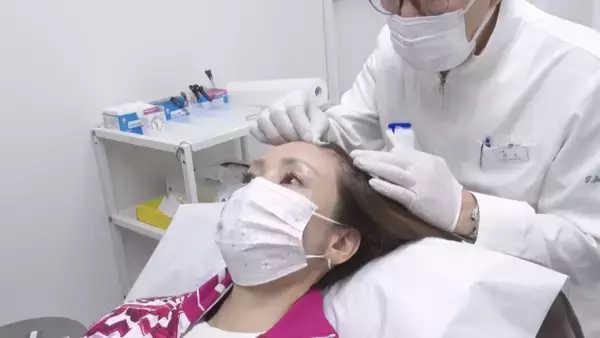 神田うの、51歳で薄毛治療を告白「実は三角ハゲなんです」「高校生の時から薄い」