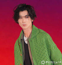 【ガルアワ】『陽キャ集団』芹沢役で注目・四坂亮翔、圧巻のモデル姿　上級コーデを着こなし