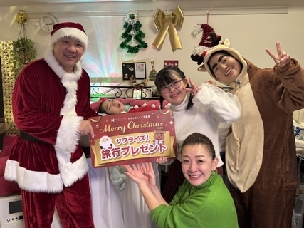 イモトアヤコ、トナカイ姿でサプライズ登場　にしたん社長考案の企画に「ドキドキしてきた」