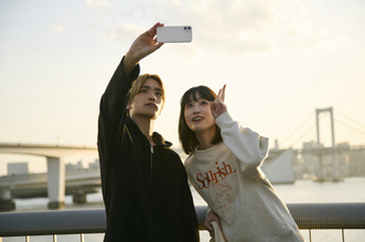 高橋恭平、“胸キュンサプライズ”でキラキラアイドルぶり発揮「さすがなにわ男子！」　『山口くんはワルくない』新場面写真が公開