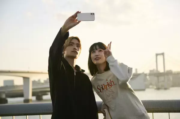 高橋恭平、“胸キュンサプライズ”でキラキラアイドルぶり発揮「さすがなにわ男子！」　『山口くんはワルくない』新場面写真が公開
